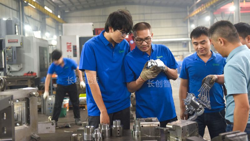 注塑模具定制：流程解析与关键要点**