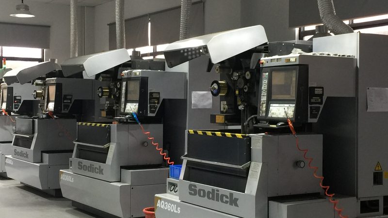 汽车模具批发报价对比：揭秘标准与误区