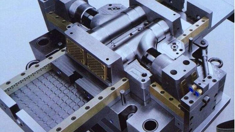 硅胶模具定制：揭秘其关键技术与选型要点