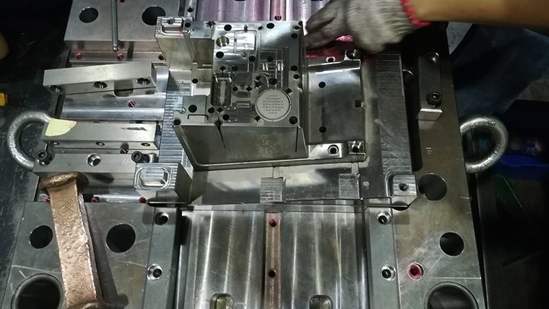 模具加工成本核算：关键因素与优化策略**